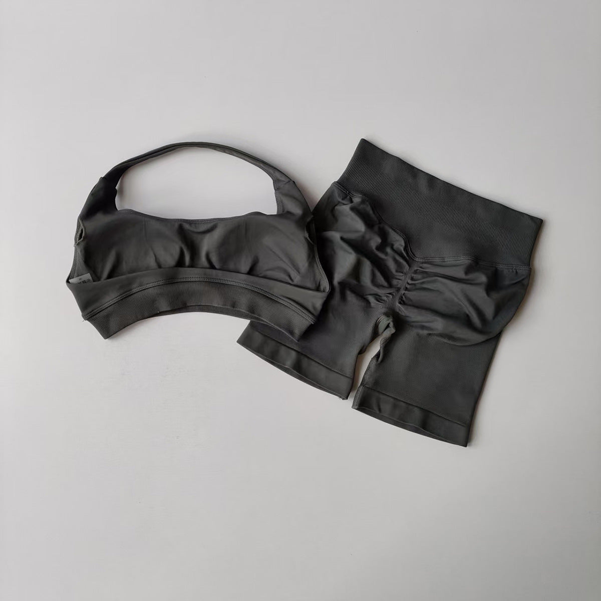 Ensemble 2 pièces dos nu + short